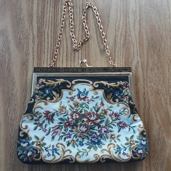 COPY - Tapestry purse - Picture 1 of 12